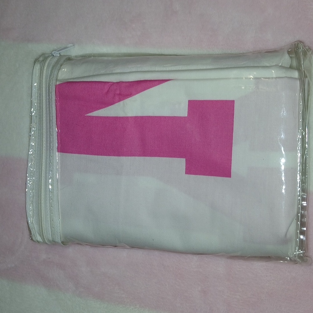 PINK Victoria's Secret 'I Love You' Pillow Set - White, Pink, and Black - Picture 2 of 3